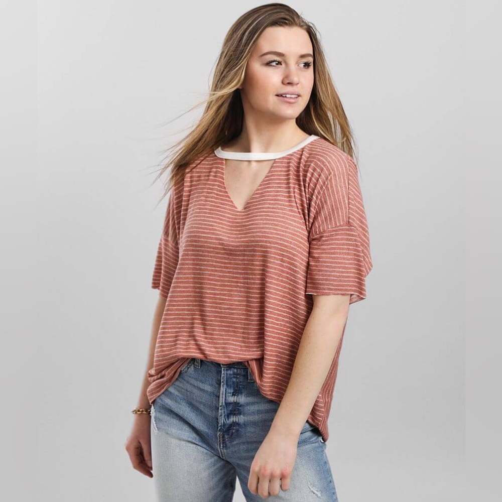 BKE Striped Cut-Out Drop Shoulder Oversized T-Shirt Buckle Old Rose Cream size S